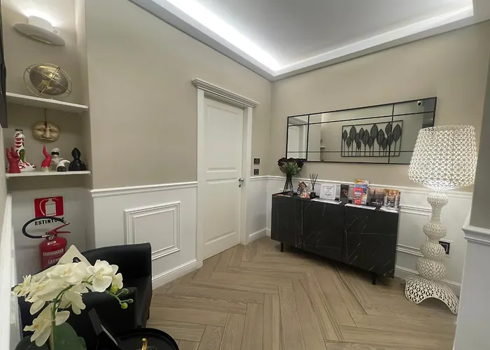 Pompeii Central Home képek